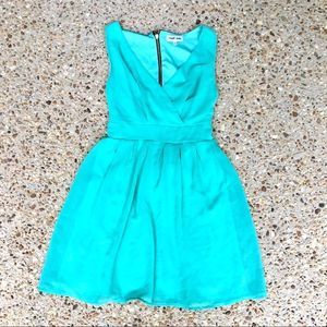 Emerald Sundae Sleeveless Green Tie Dress 5